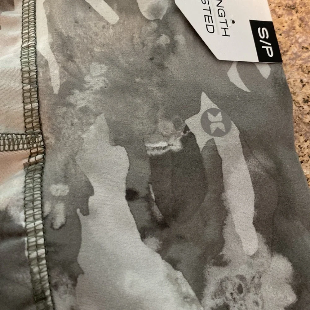 NWT RBX Capri Length Active Camo Legging High Waisted S/P